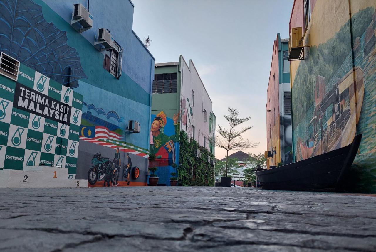 E&A Homestay Klia/ Sepang/ Nilai Eksteriør billede