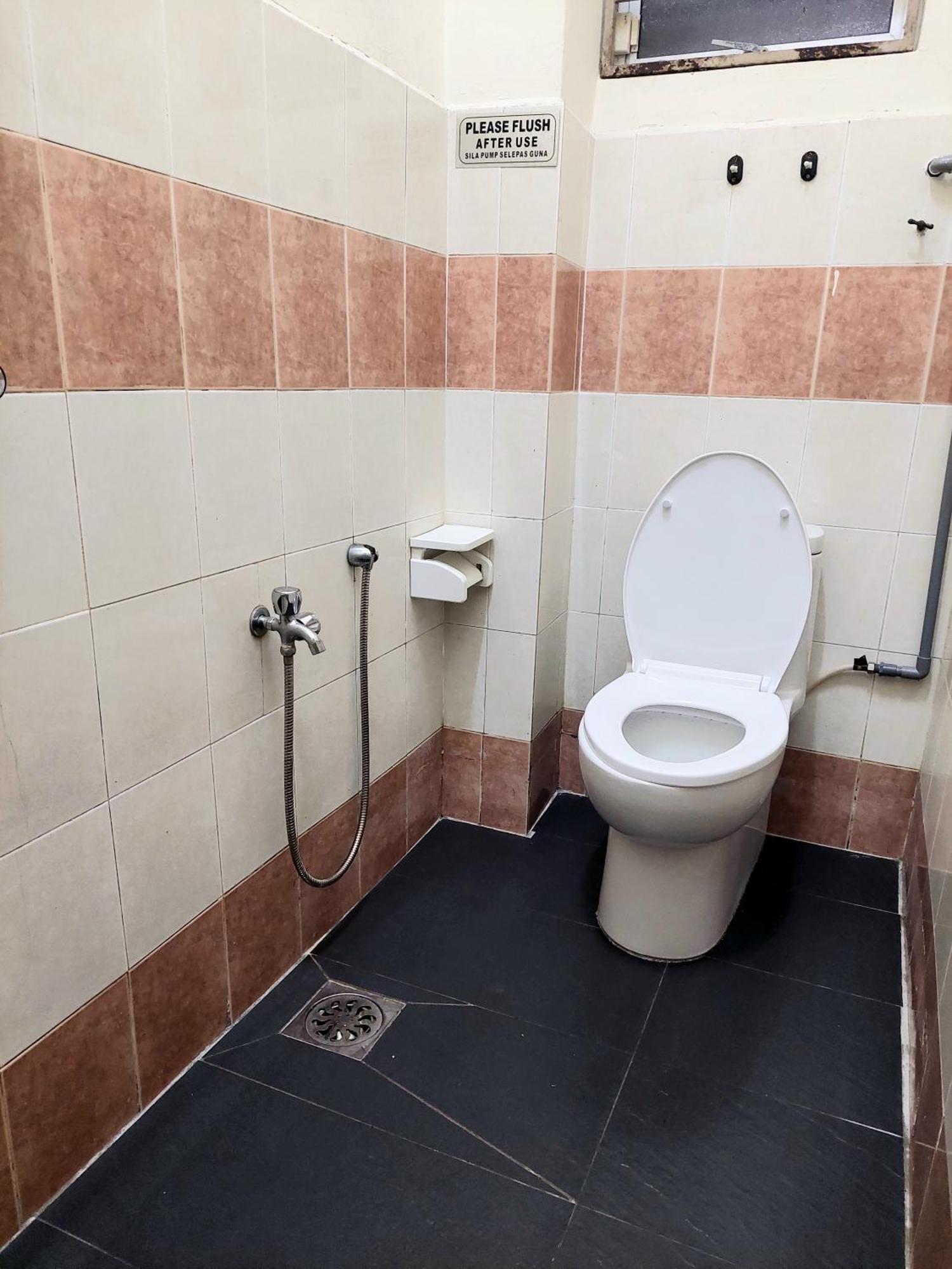 E&A Homestay Klia/ Sepang/ Nilai Eksteriør billede